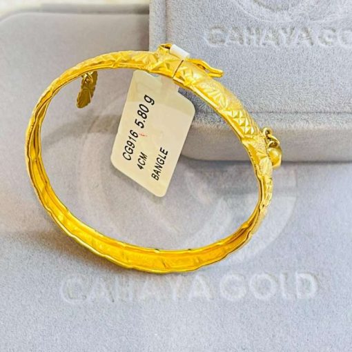 0580 CG 916 GOLD BANGLE 4CM
